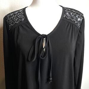 Susan Graver Artisan Liquid Knit Keyhole Top with Ties Black Sz Large